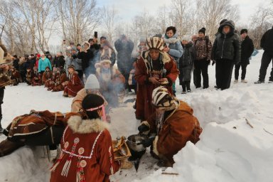 Участниками обрядового праздника «Встреча Нового солнца» стали около тысячи камчатцев 4