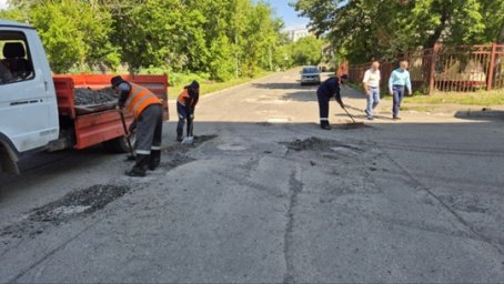 Выполнено порядка девяти тысяч квадратных метров ямочного ремонта в Петропавловске-Камчатском 0
