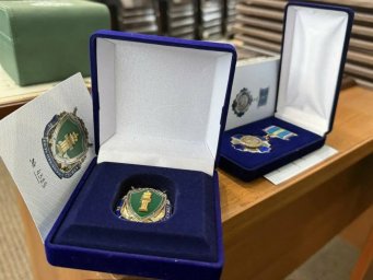 Губернатор отметил заслуги сотрудников и ветеранов органов прокуратуры Камчатского края 1