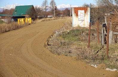 Ремонт переходного покрытия дорог местного значения ведётся в посёлке Раздольном на Камчатке 2 Ремонт переходного покрытия дорог местного значения ведётся в посёлке Раздольном на Камчатке 2