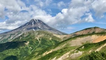 Стали доступны для посещения летние туристические маршруты природных парков «Вулканы Камчатки» Стали доступны для посещения летние туристические маршруты природных парков «Вулканы Камчатки»