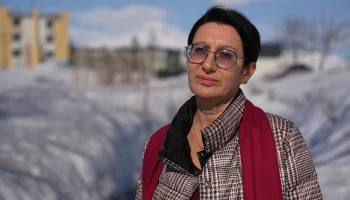 Положительно оценили благоустроенный сквер у детской библиотеки на улице Войцешека жители Петропавловска-Камчатского