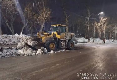 Плановые работы по очистке улиц продолжаются в Петропавловске-Камчатском 8