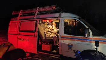 Спасатели оказали помощь застрявшим в пути к источникам «Дикие озерки» на Камчатке