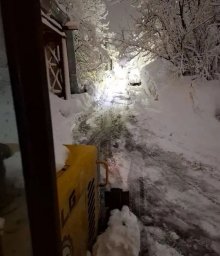 От воды и шуги после циклона расчищают дороги Петропавловска-Камчатского 0