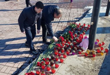 Тысячи жителей Камчатки присоединились к акции памяти погибших в результате теракта в Москве 2