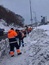 Работы по зимнему содержанию городских территорий проводятся в Петропавловске-Камчатском 3